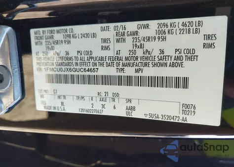 2016 Ford Escape Titanium z USA, uszkodzony, nr VIN 1FMCU0JX6GUC64657